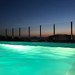 With Heated Pool And Magnificent View Villa *