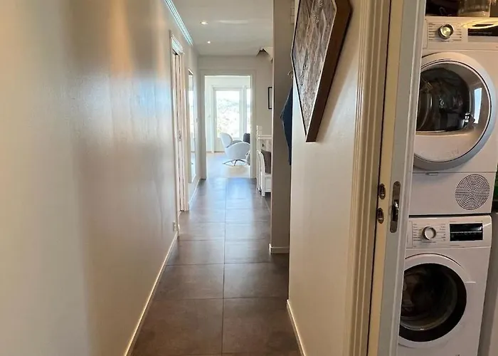 Вилла With Heated Pool And Magnificent View *