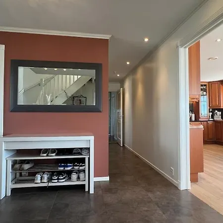 With Heated Pool And Magnificent View וילה