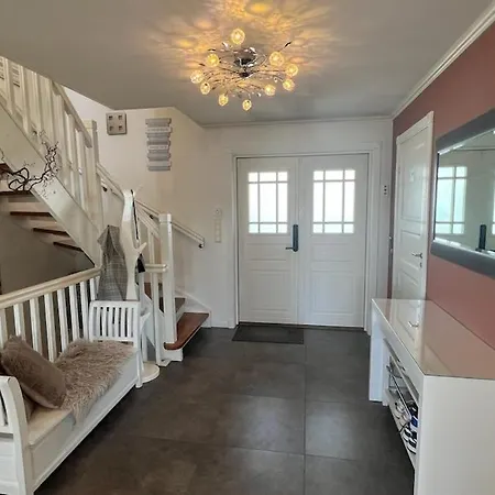 With Heated Pool And Magnificent View וילה