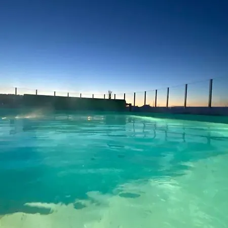 With Heated Pool And Magnificent View וילה