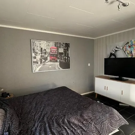 With Heated Pool And Magnificent View וילה *