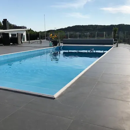 וילה With Heated Pool And Magnificent View